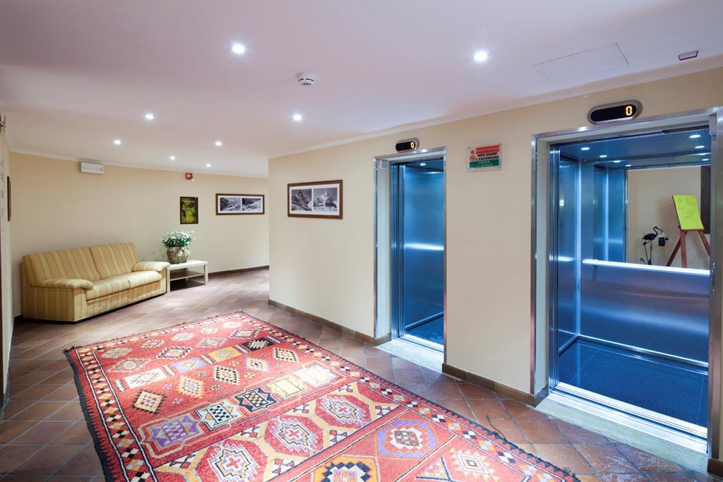 Hotel Portavescovo 阿拉巴 外观 照片